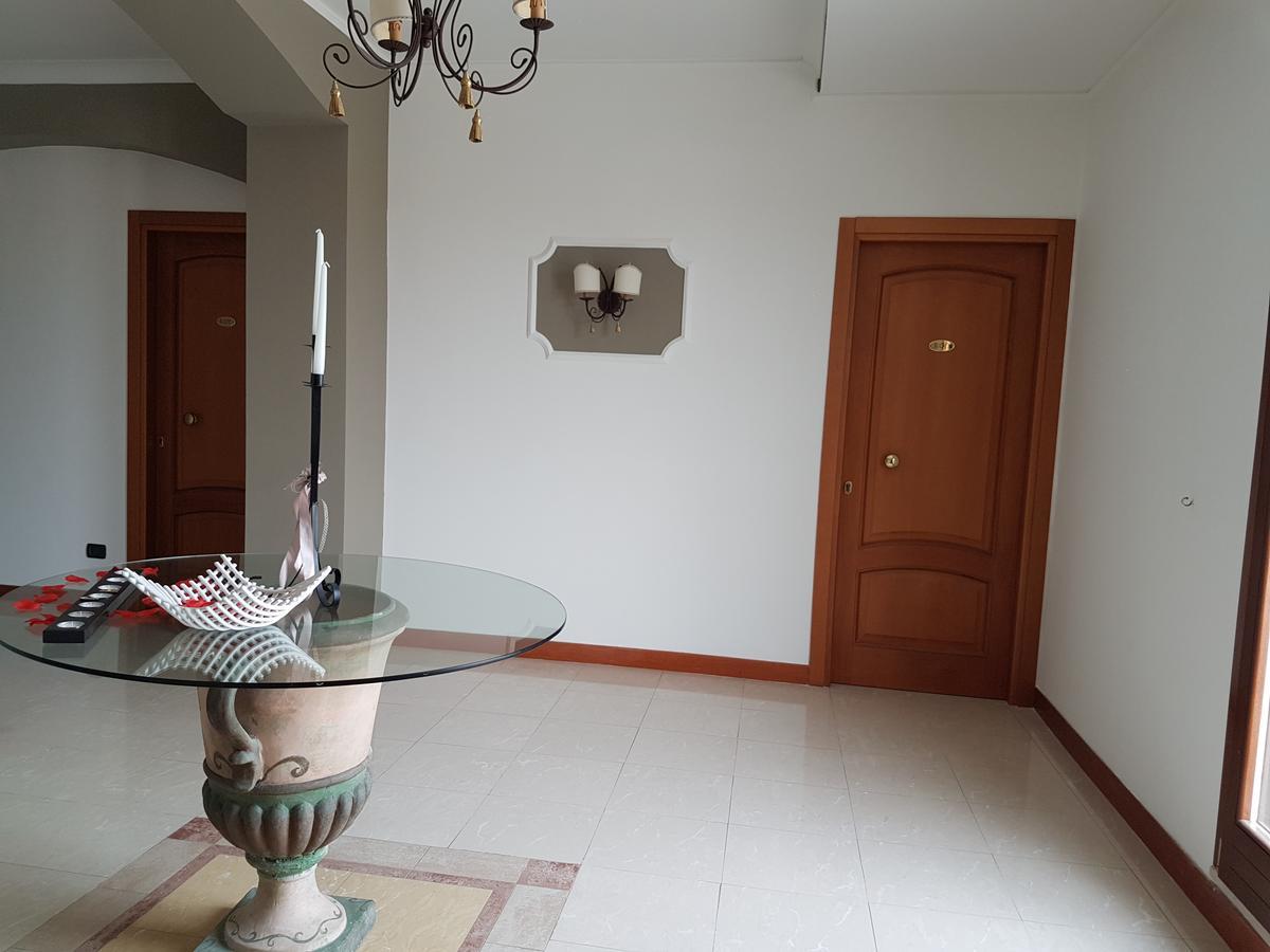 Hotel Joy Кастел Волтурно Екстериор снимка