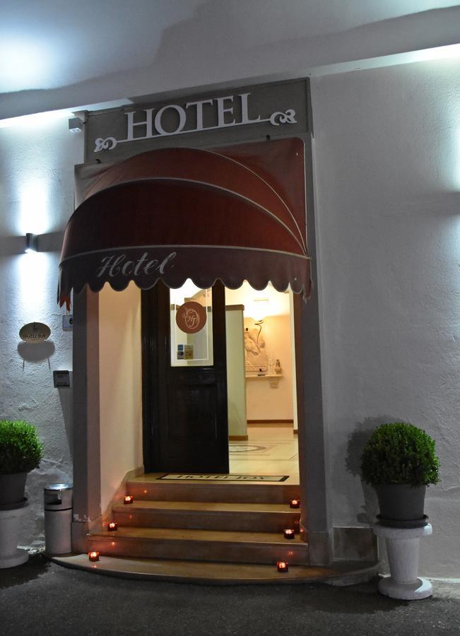 Hotel Joy Кастел Волтурно Екстериор снимка